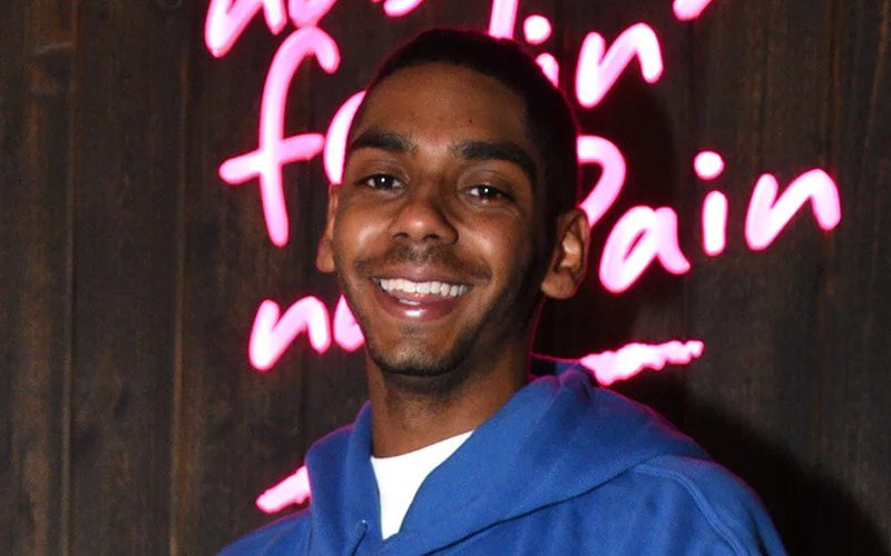  Julian Broadus